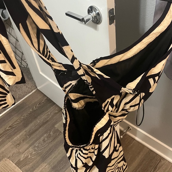 Vici Claudine tropical Printed Halter Mini Dress M - Picture 9 of 9